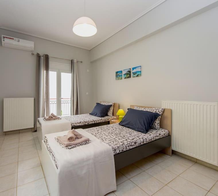 Thano'S Stylish Flat Just 150M To The Beach Farai Bagian luar foto