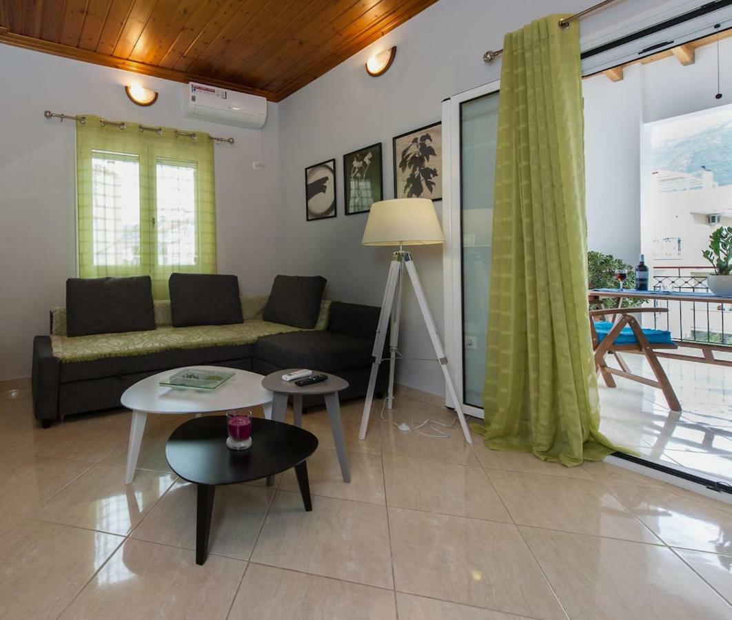 Thano'S Stylish Flat Just 150M To The Beach Farai Bagian luar foto