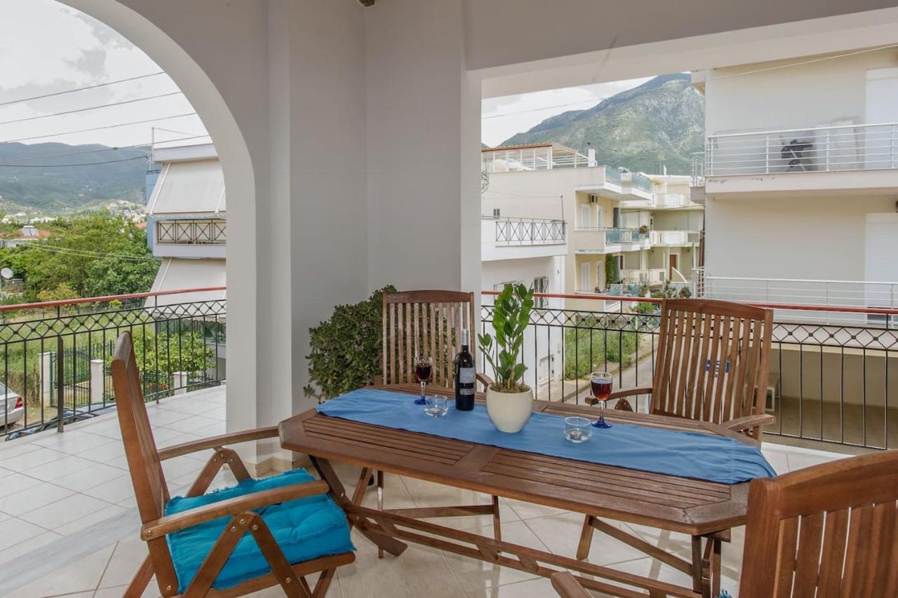 Thano'S Stylish Flat Just 150M To The Beach Farai Bagian luar foto
