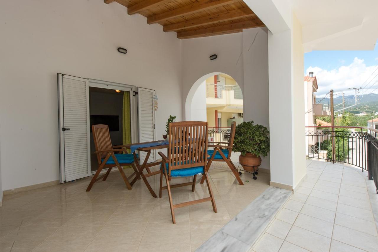 Thano'S Stylish Flat Just 150M To The Beach Farai Bagian luar foto